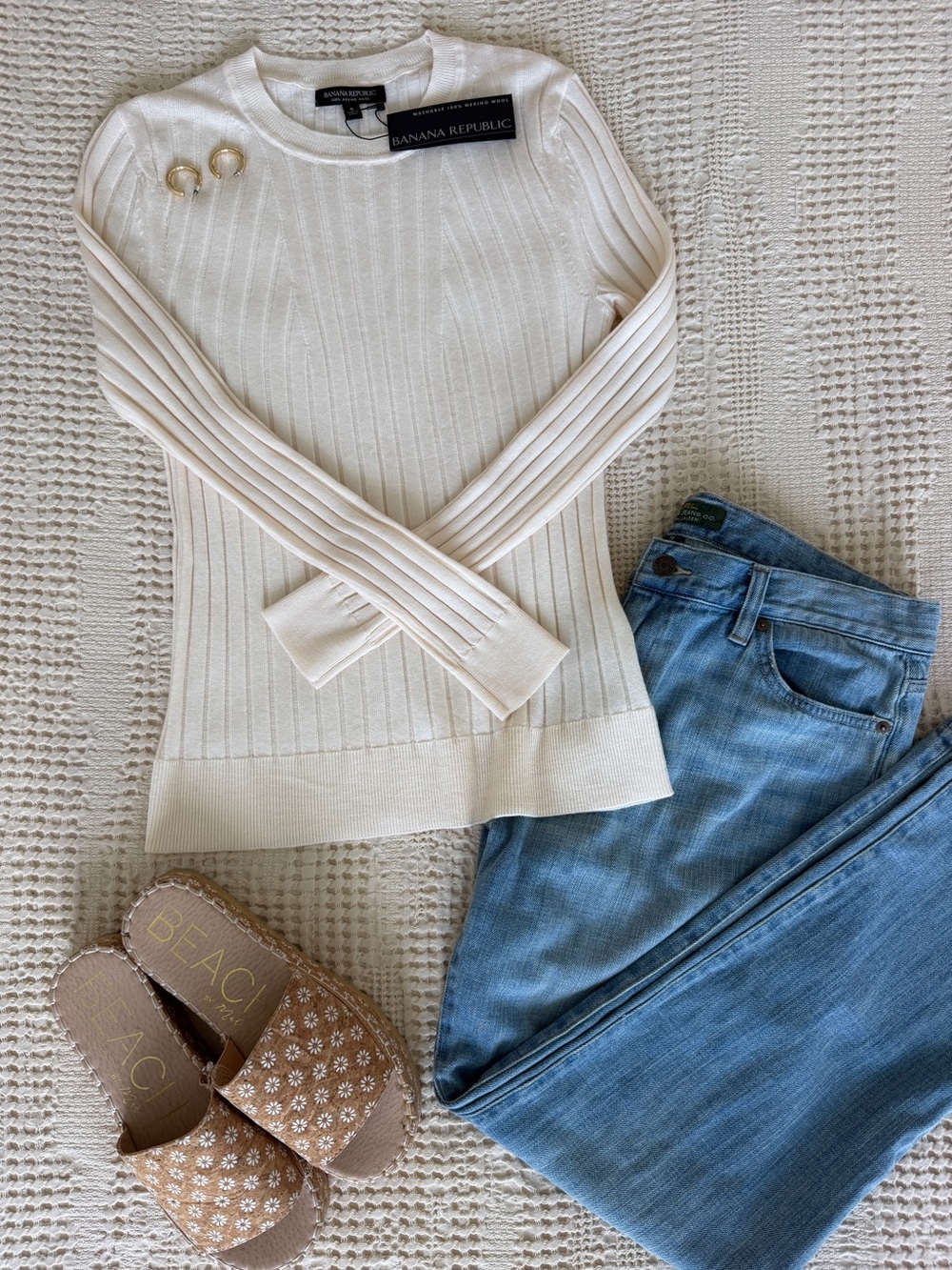 NWT Banana Republic Cream Wool Sweater